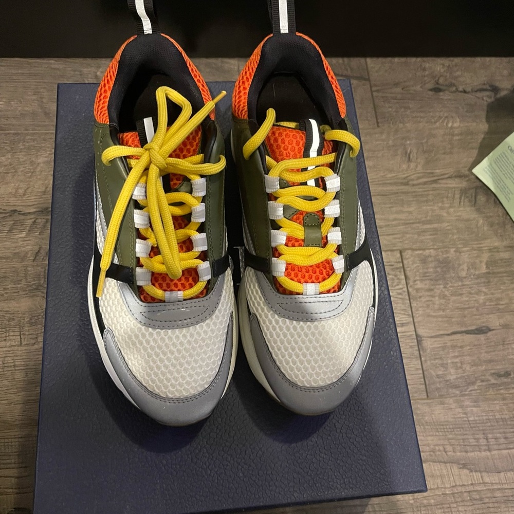 Dior Silver and Orange Sneakers Dynamic Design - Picture 3 of 7